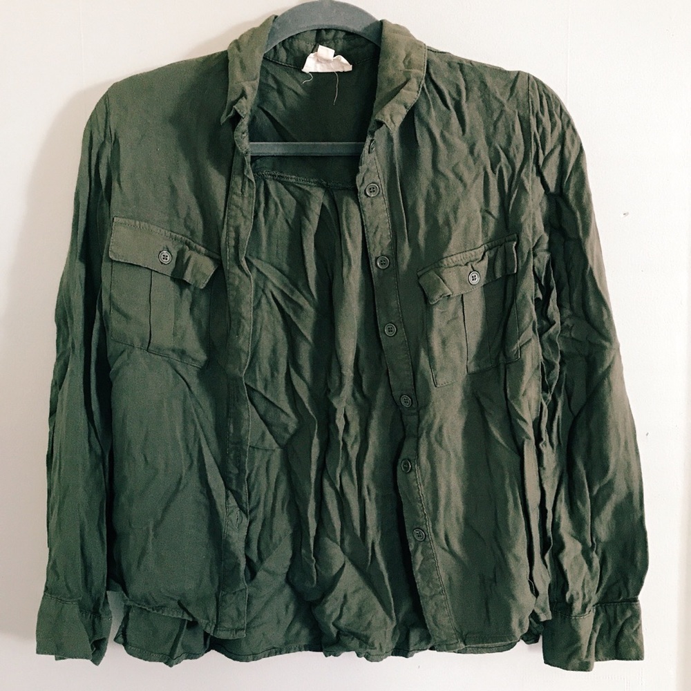 LA Hearts dull green button up